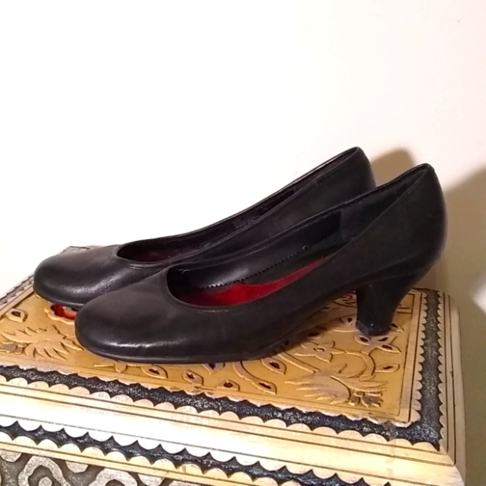 AEROSOLES  shoes, size 8,5